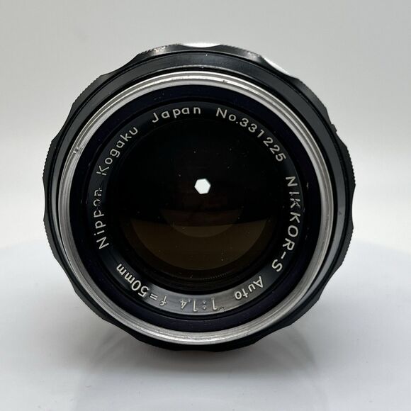 Nikon Nikkor-S 50mm f1.4 Lens - Picture 12 of 14